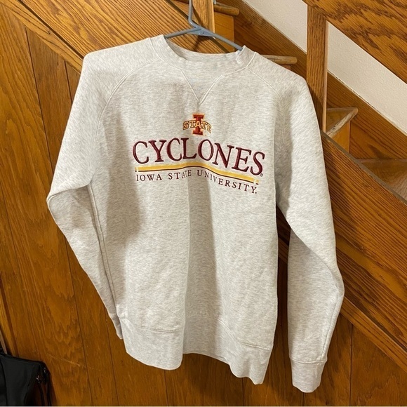 Iowa State Cyclone Crewneck Champion Brand Size Small - Picture 1 of 4